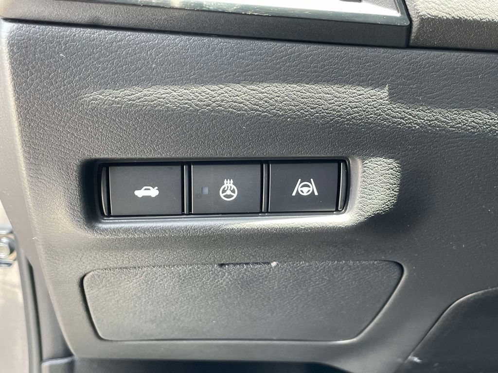 New 2026 Nissan Sentra SR w/ SR Premium Package FWD image 21