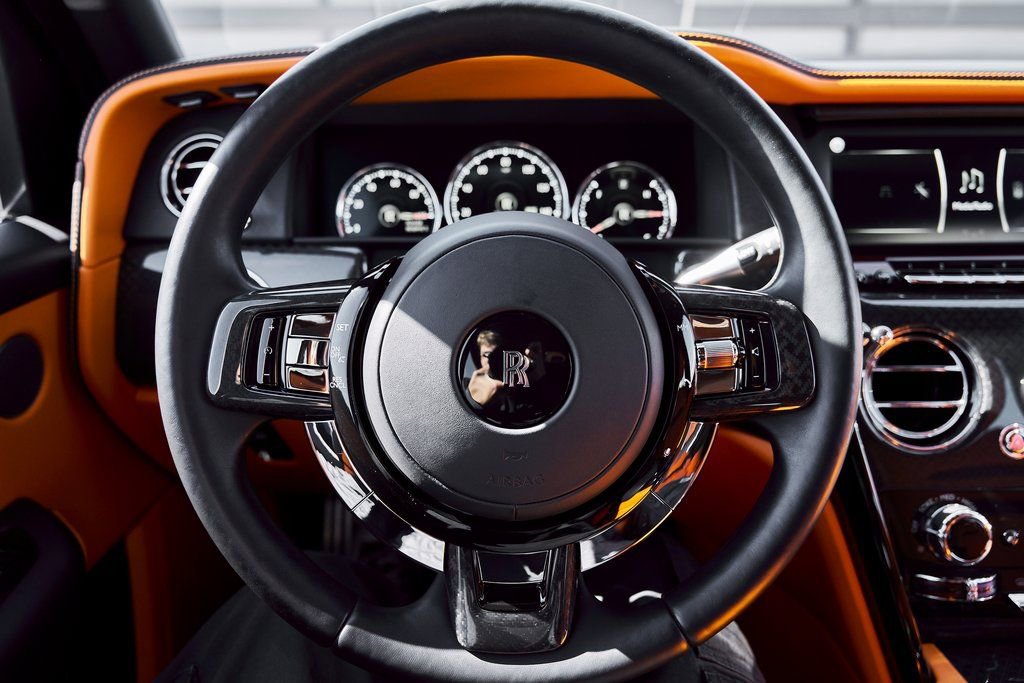 Used 2024 Rolls-Royce Cullinan Black Badge image 62