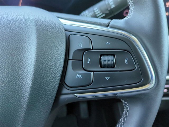 Used 2025 Buick Encore GX Avenir w/ Avenir Technology Package image 25