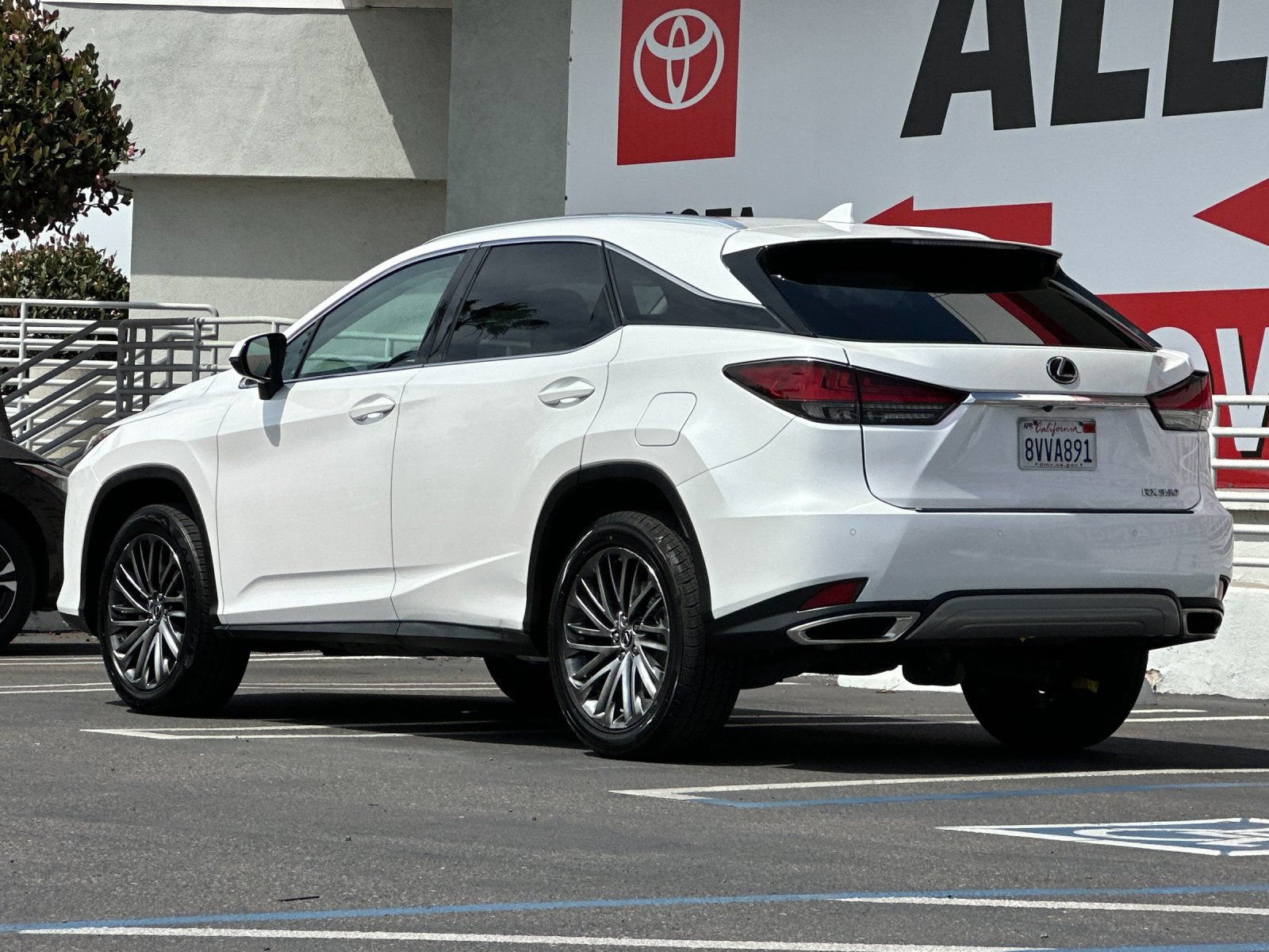 Used 2021 Lexus RX 350 FWD w/ Luxury Package image 3