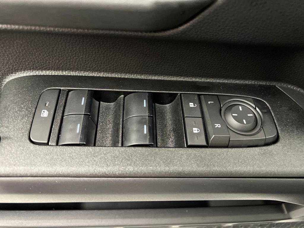 Used 2025 Toyota 4Runner SR5 image 12