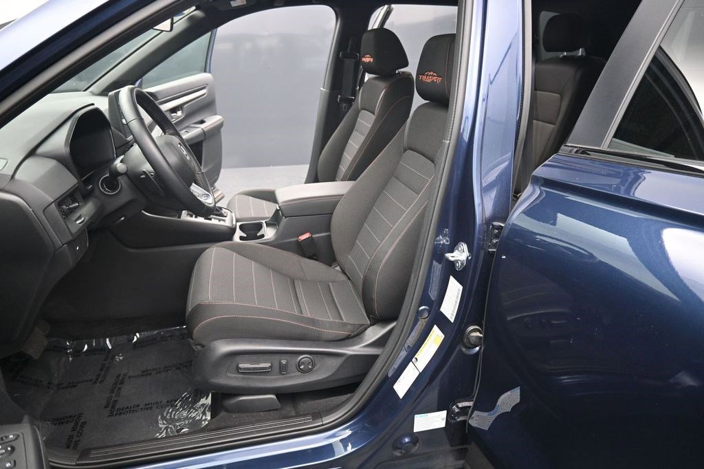 Used 2026 Honda CR-V TrailSport image 16