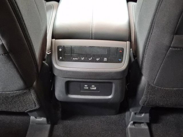 Used 2025 Nissan Pathfinder SV w/ SV Premium Package image 14