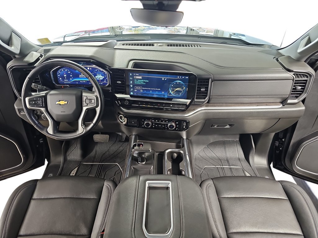 Certified 2022 Chevrolet Silverado 1500 LTZ w/ Technology Package AWD/4WD image 11