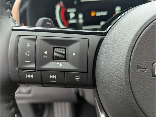 New 2025 Nissan Pathfinder Platinum w/ Cargo Package image 18