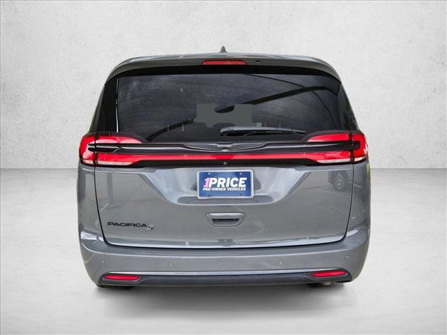 Used 2021 Chrysler Pacifica Touring-L w/ S Appearance Package FWD image 6