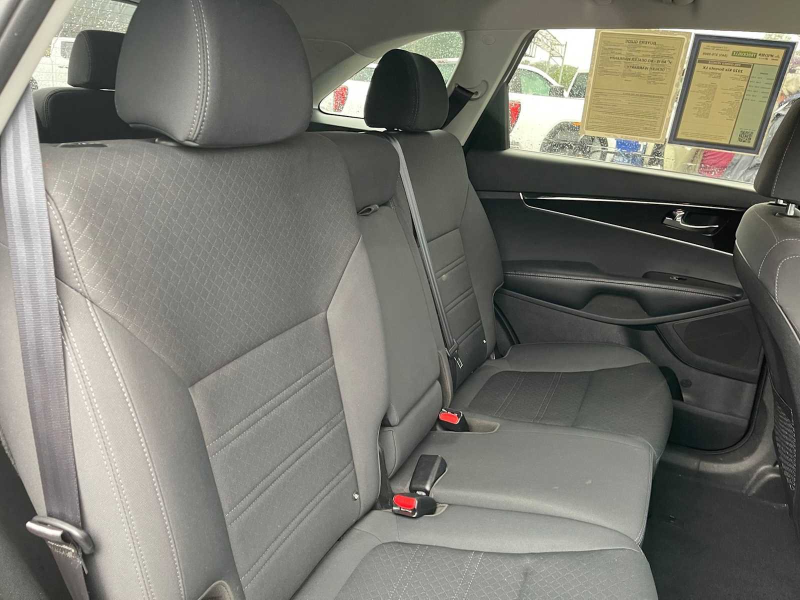 Used 2020 Kia Sorento FWD V6 image 25
