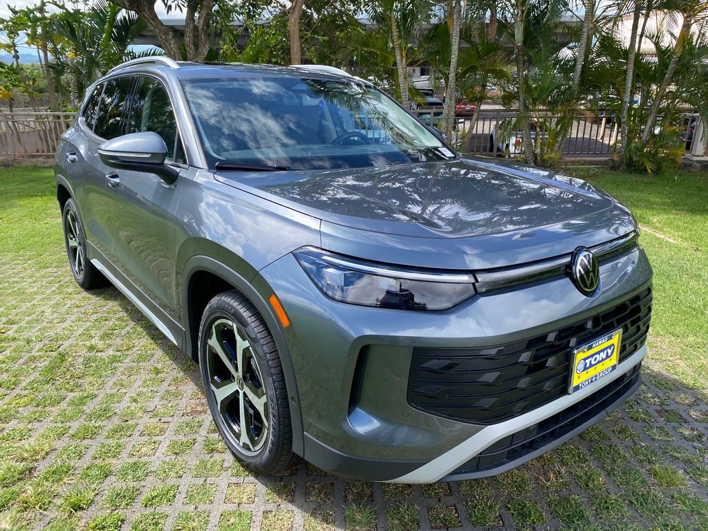 New 2026 Volkswagen Tiguan SE FWD image 19