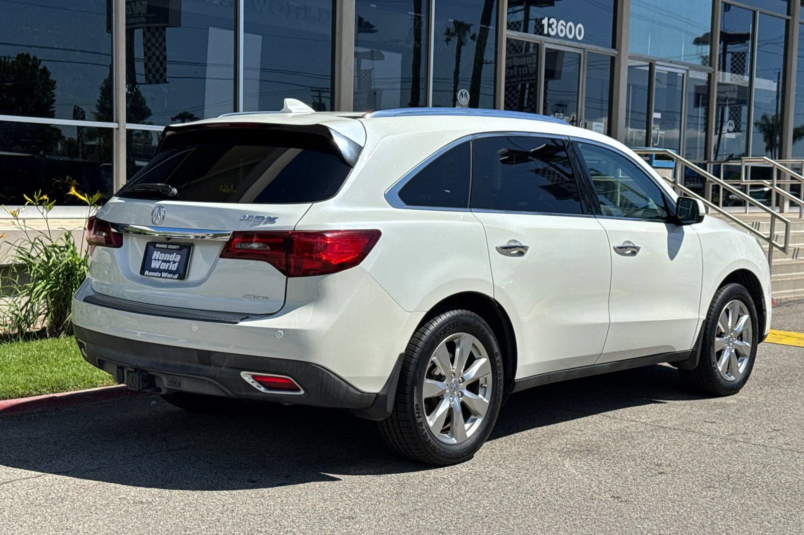 Used 2015 Acura MDX SH-AWD w/ Advance Package image 5