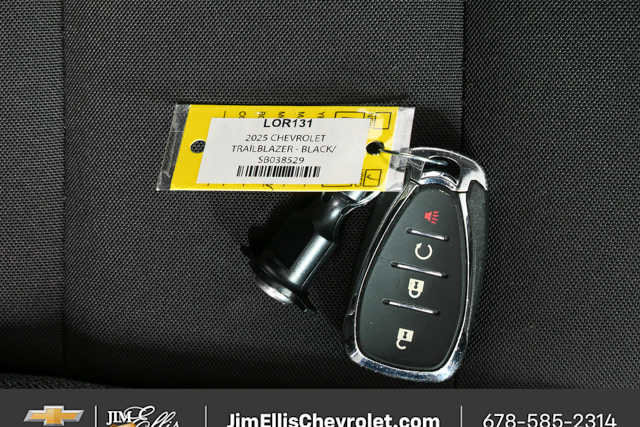 Certified 2025 Chevrolet TrailBlazer LT image 34