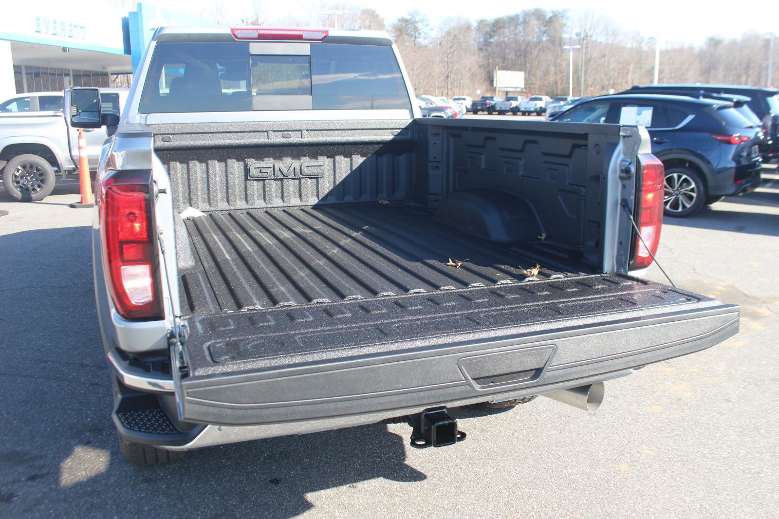 New 2026 GMC Sierra 2500 SLE image 13