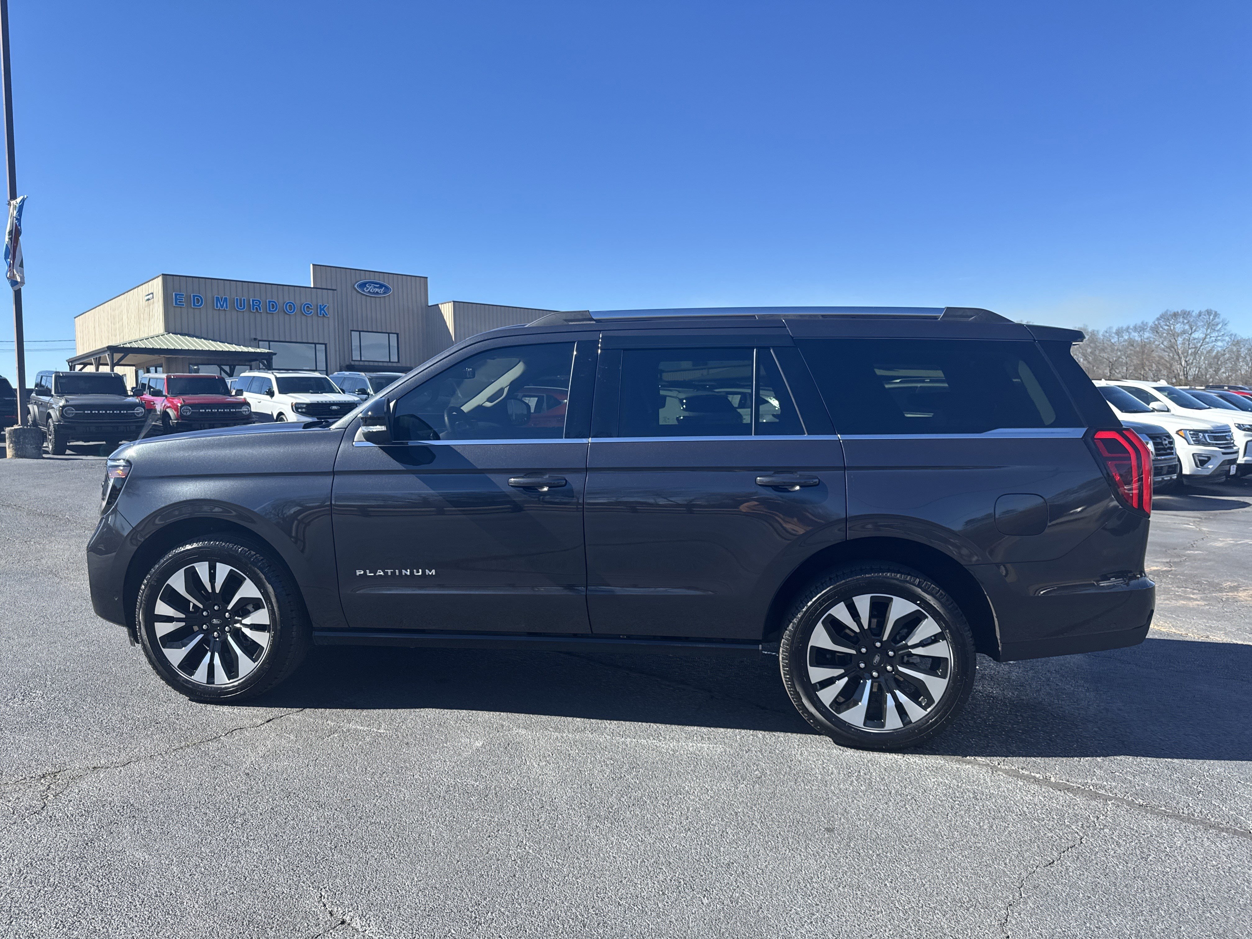 Certified 2025 Ford Expedition Platinum w/ Driver's Package image 8