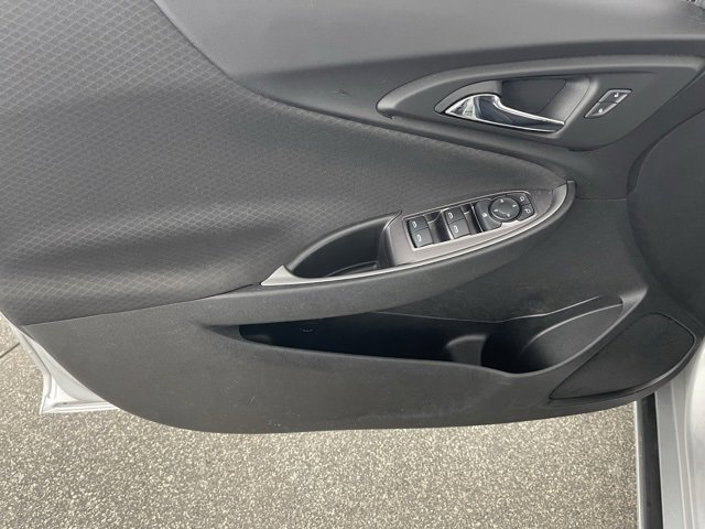 Used 2020 Chevrolet Malibu RS image 35