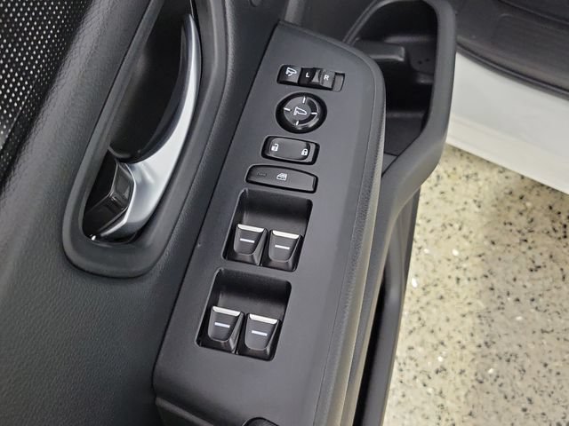 Used 2023 Honda Pilot Elite image 23