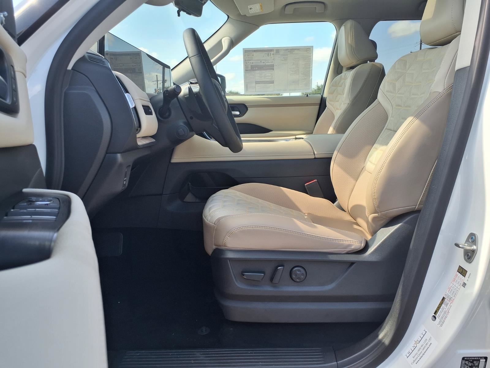 New 2026 Nissan Armada Platinum RWD image 16