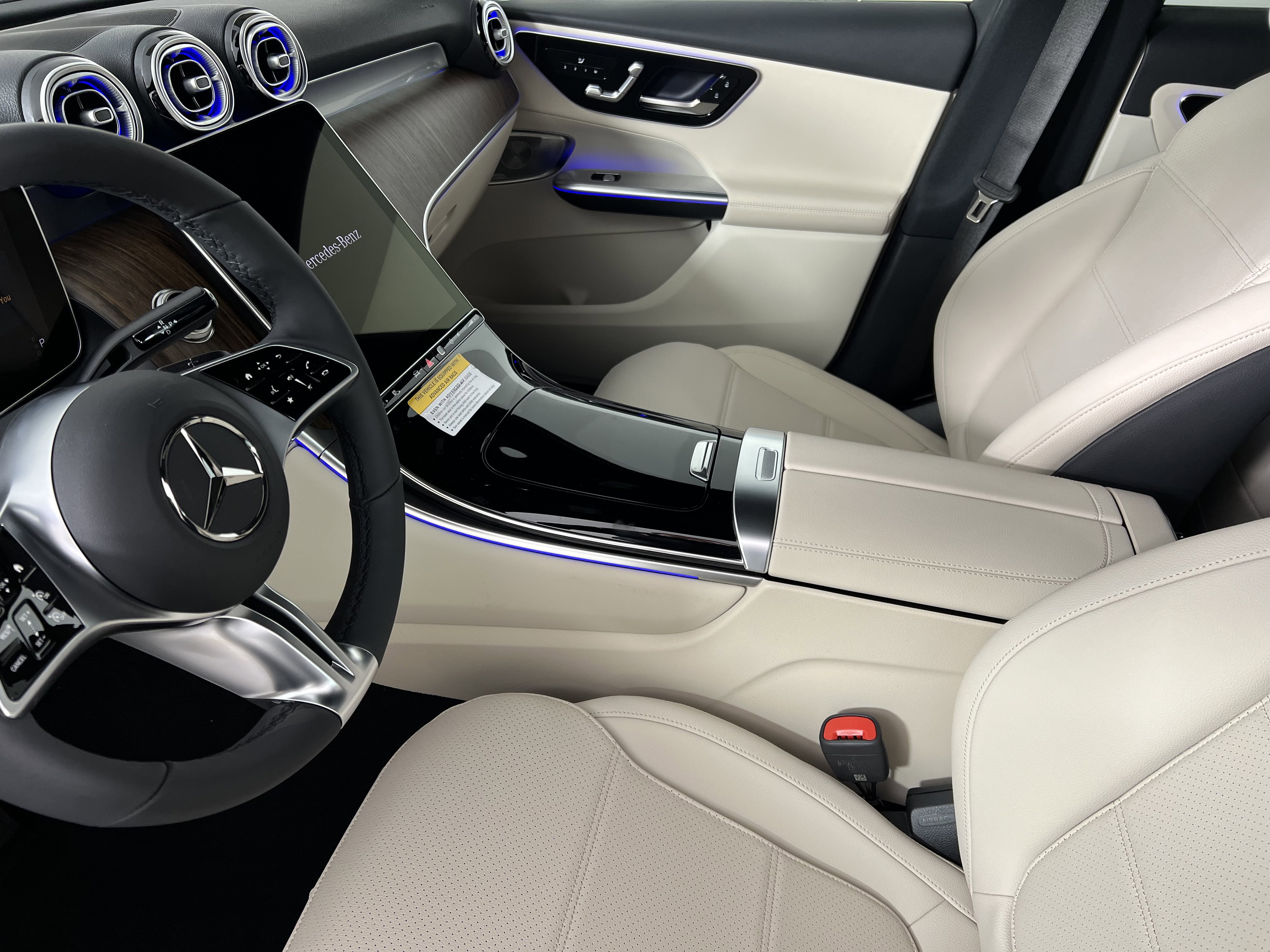 New 2026 Mercedes-Benz GLC 300 4MATIC image 4
