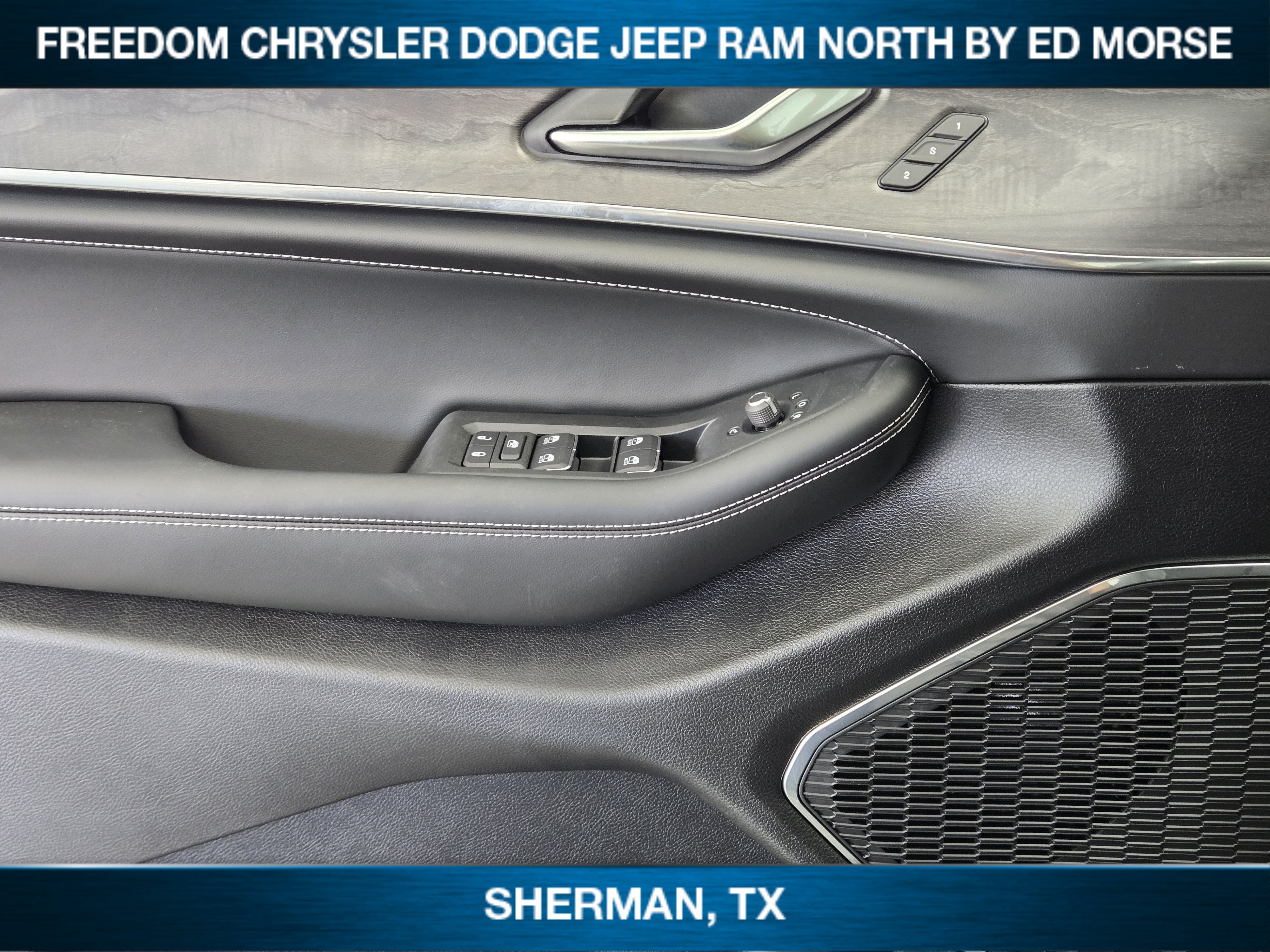 New 2025 Jeep Grand Cherokee L Overland w/ Rear Seat Video Group I AWD/4WD image 19