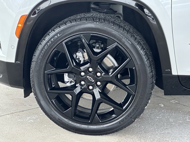 Certified 2025 Chevrolet Traverse RS image 13