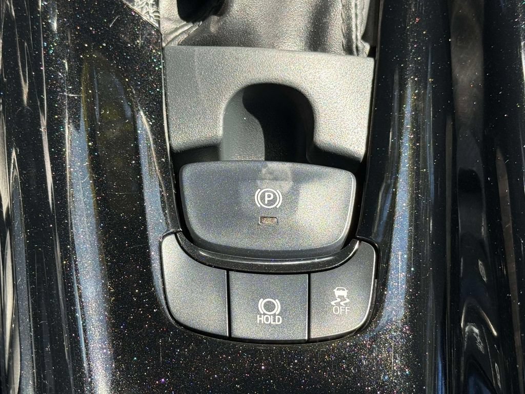Used 2019 Toyota C-HR XLE FWD image 20