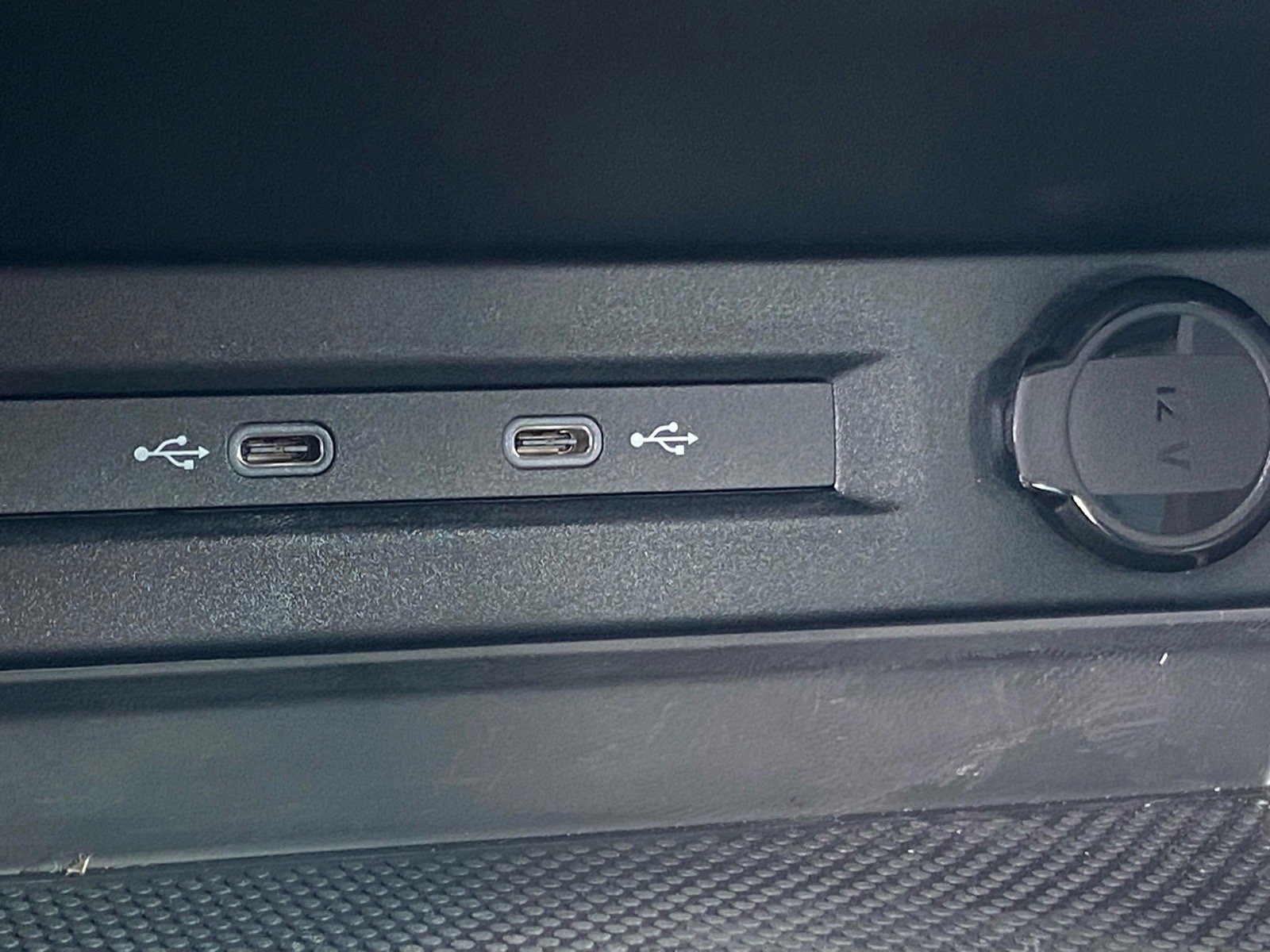 Certified 2025 Volkswagen Taos S AWD/4WD image 17