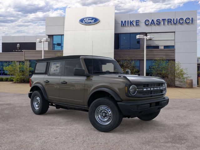 New 2026 Ford Bronco 4-Door AWD/4WD image 8