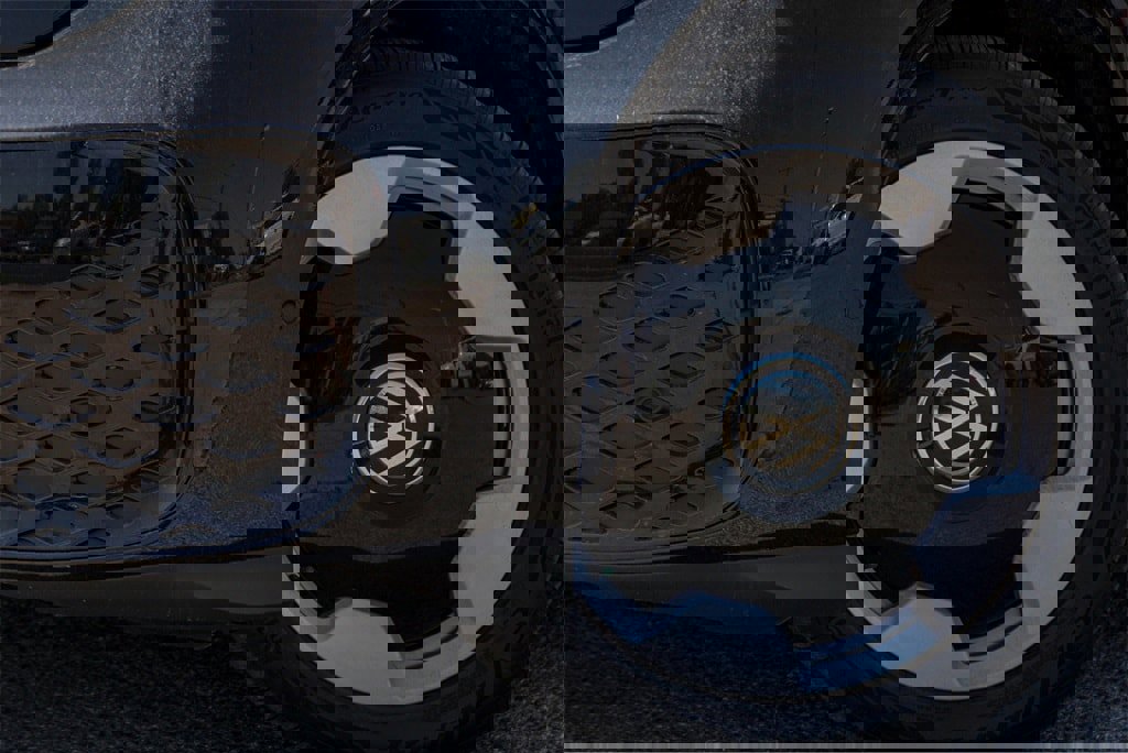 New 2025 Volkswagen ID. Buzz Pro S image 2