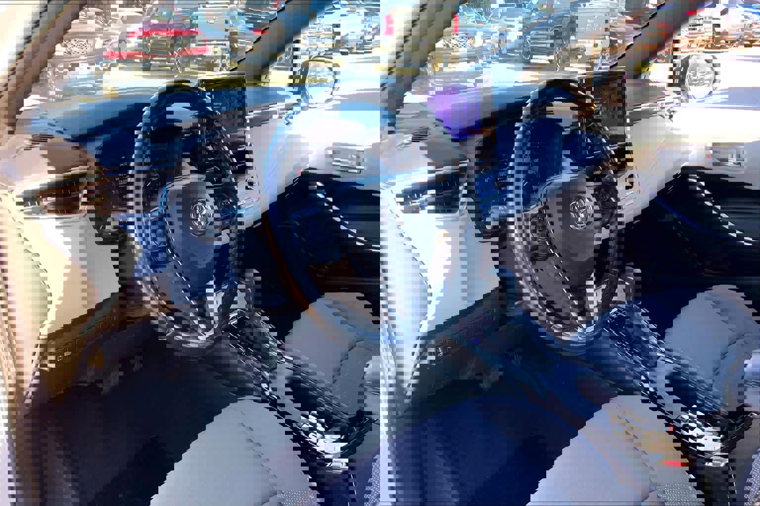 Used 2023 Toyota Corolla SE image 16