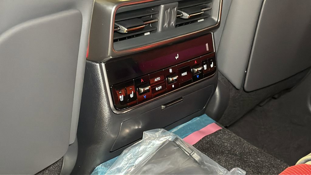 New 2026 Lexus LX 700h F Sport image 14