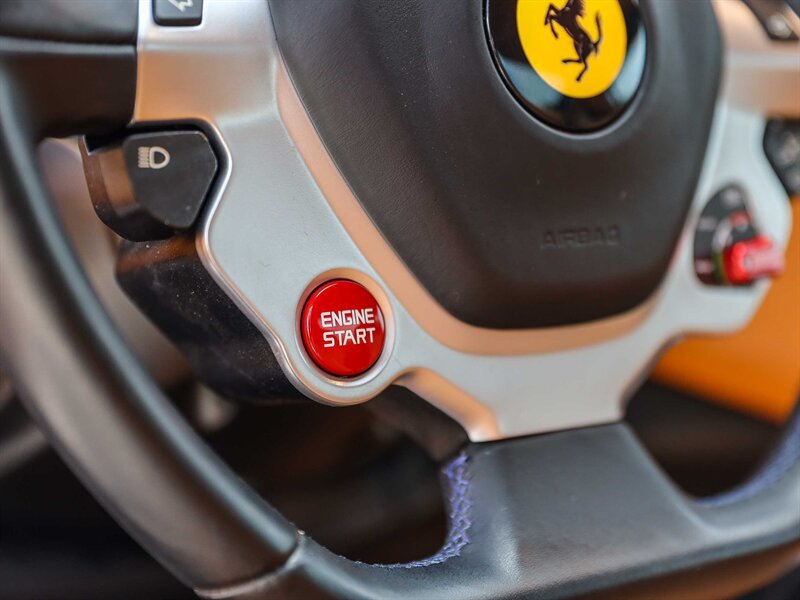Used 2016 Ferrari California T RWD image 41