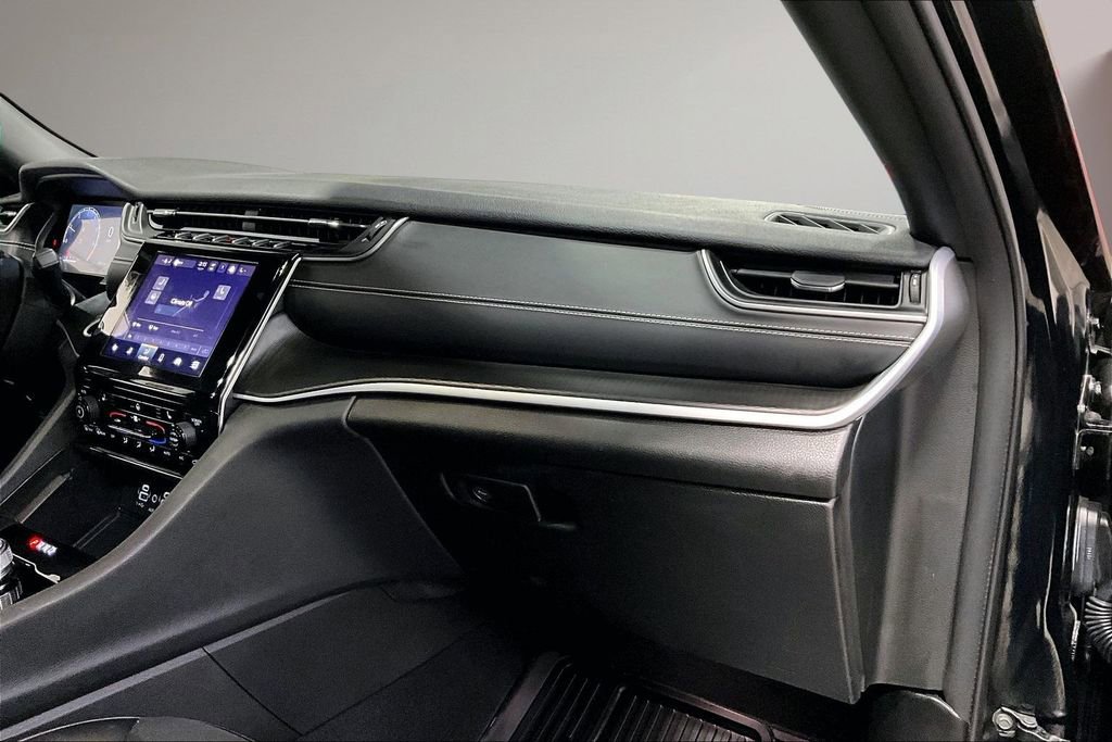 Used 2024 Jeep Grand Cherokee Altitude image 25