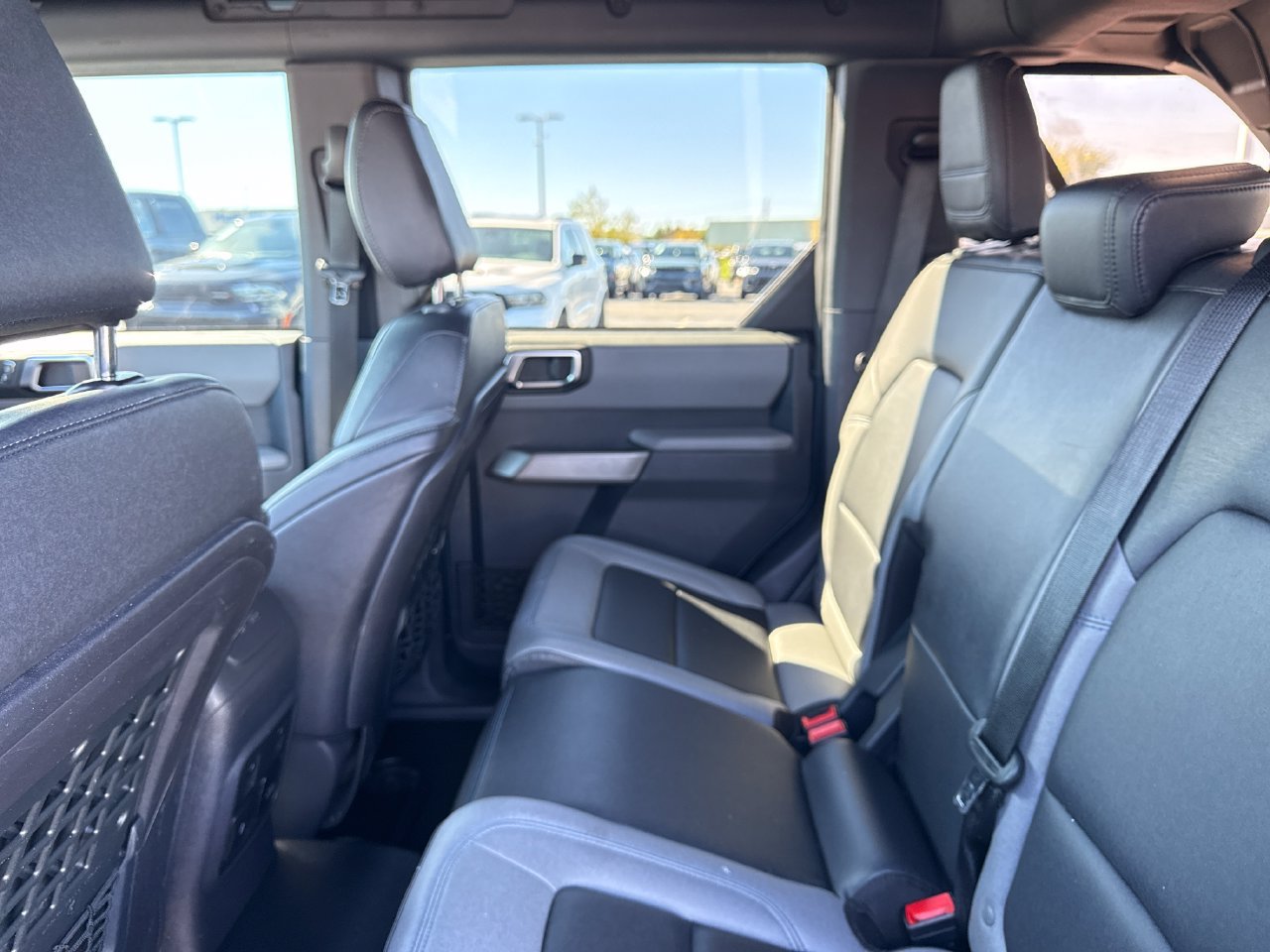 Used 2021 Ford Bronco Black Diamond AWD/4WD image 12