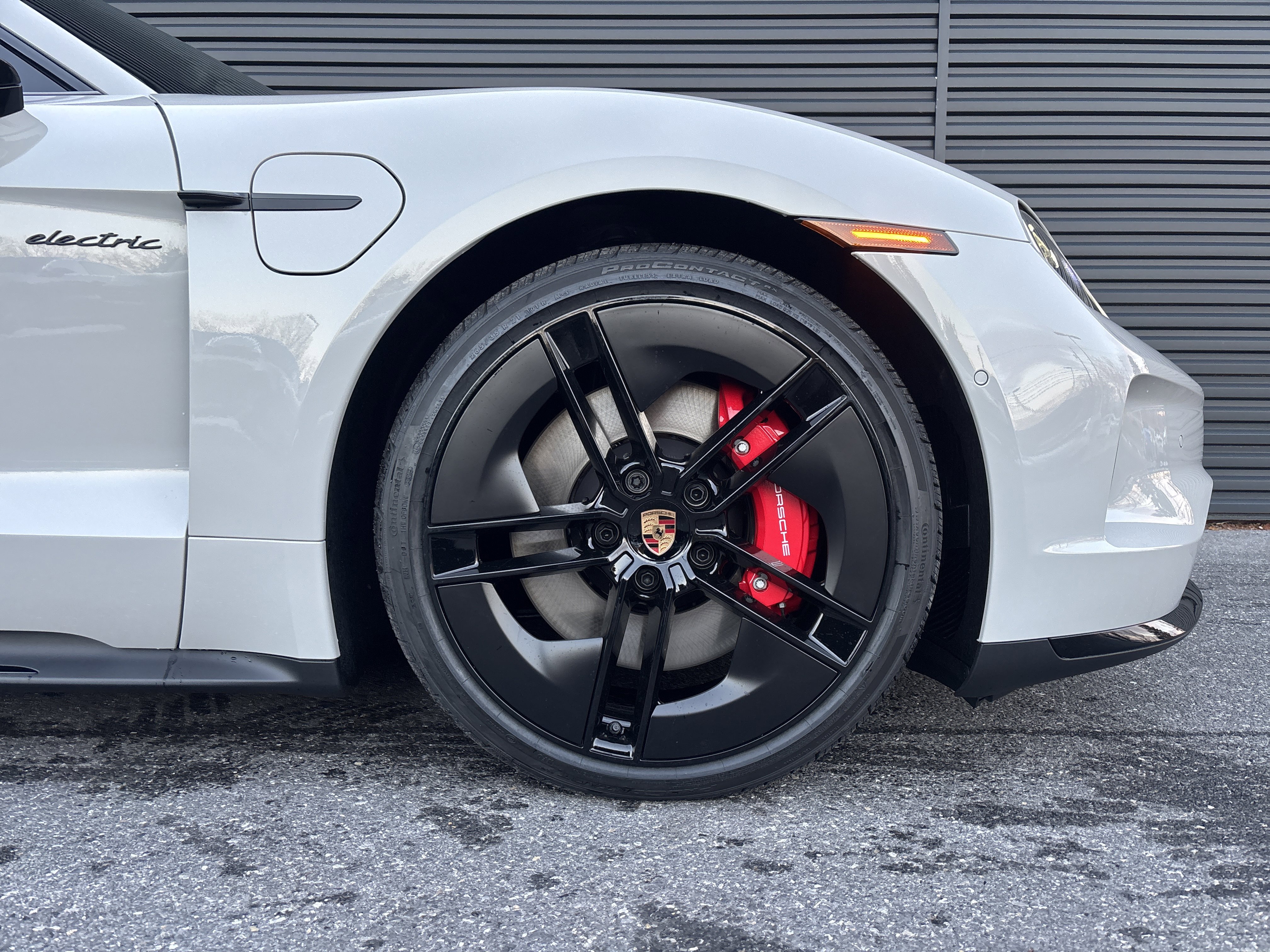 New 2026 Porsche Taycan GTS AWD/4WD image 7