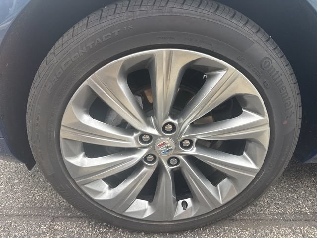 New 2025 Buick Envista Sport Touring FWD image 5