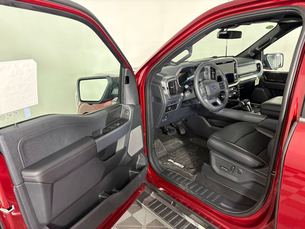 New 2026 Ford F150 Lariat w/ Equipment Group 502A High AWD/4WD image 13