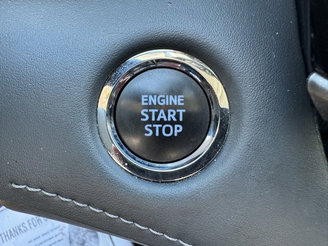 Used 2022 Toyota Highlander XLE image 18