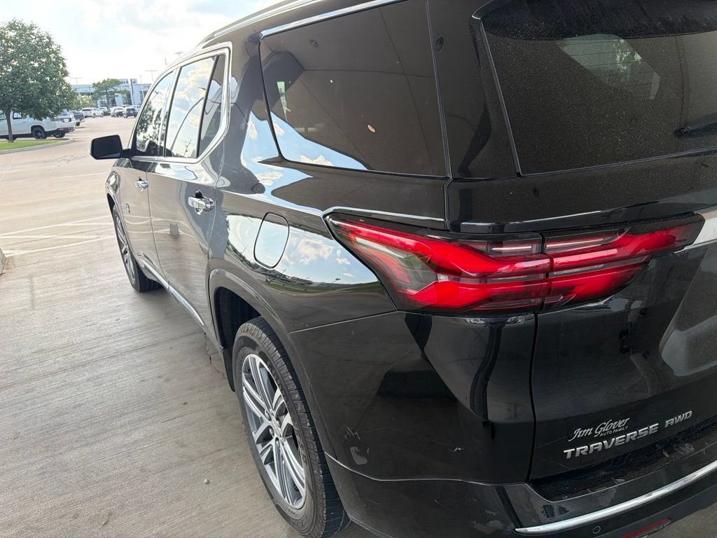 Used 2023 Chevrolet Traverse High Country AWD/4WD image 5