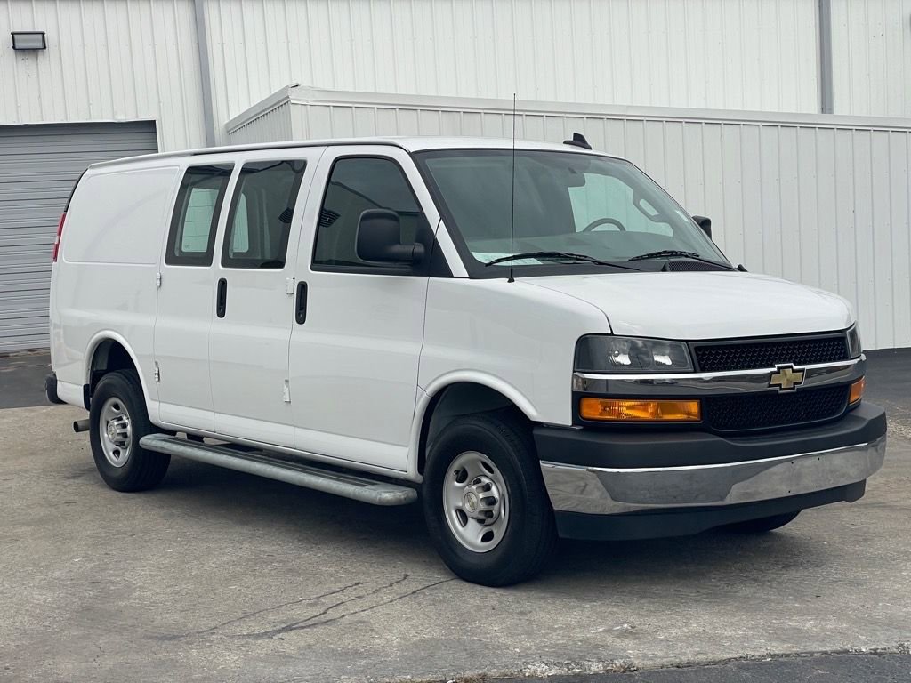 Used 2024 Chevrolet Express 2500 Work Van w/ Driver Convenience Package video 1