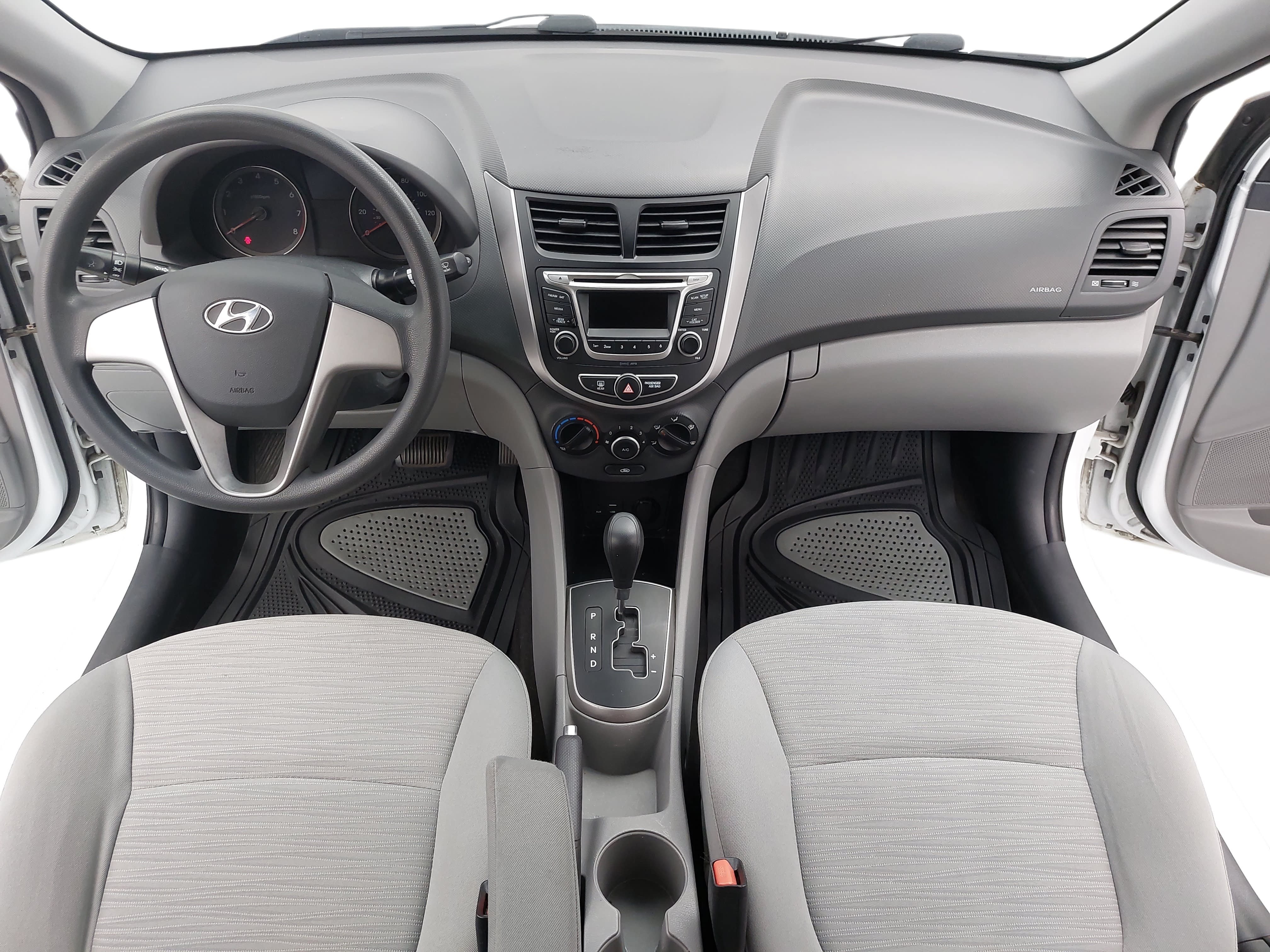 Used 2016 Hyundai Accent SE FWD image 11