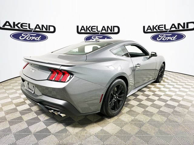 Used 2025 Ford Mustang GT RWD image 3