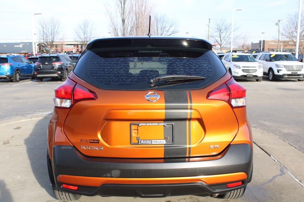 Used 2019 Nissan Kicks SR w/ SR Premium Package image 6
