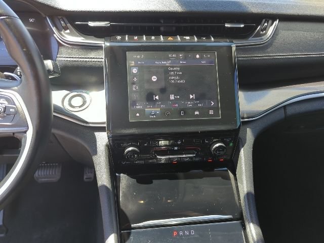 Used 2021 Jeep Grand Cherokee L Laredo w/ Luxury Tech Group I AWD/4WD image 9