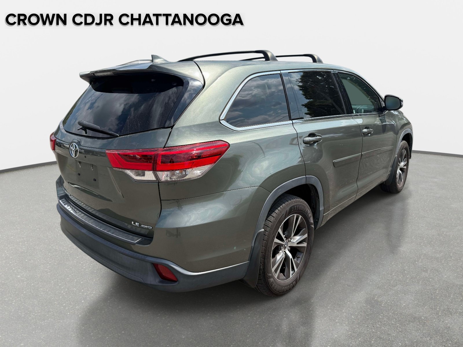 Used 2018 Toyota Highlander Plus w/ Protection Package #3 AWD/4WD image 5