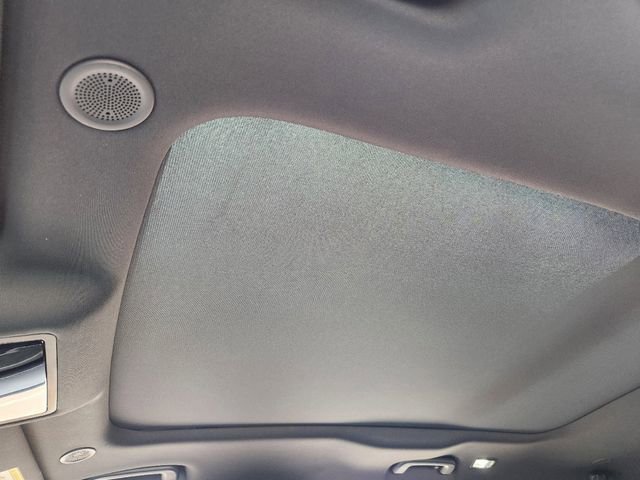 Used 2025 Jaguar F-PACE R-Dynamic S AWD/4WD image 19