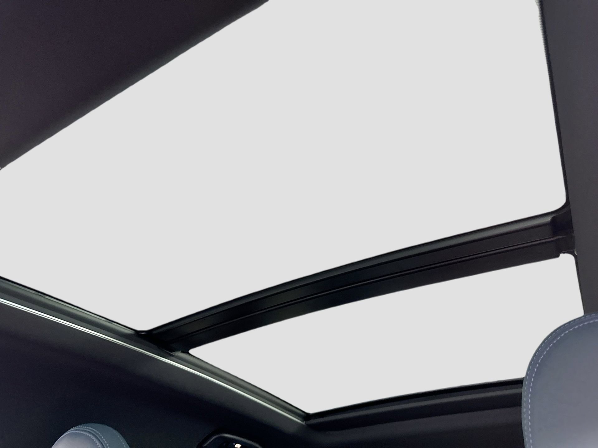 New 2025 MINI Cooper Countryman S w/ Comfort Package Max image 23