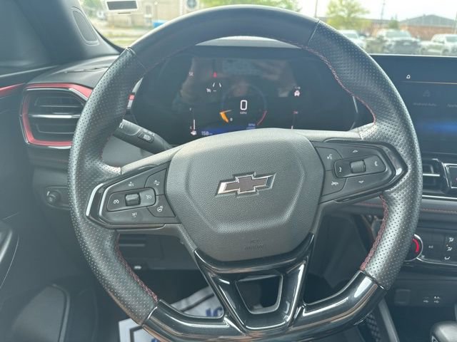 Used 2024 Chevrolet TrailBlazer RS FWD image 30