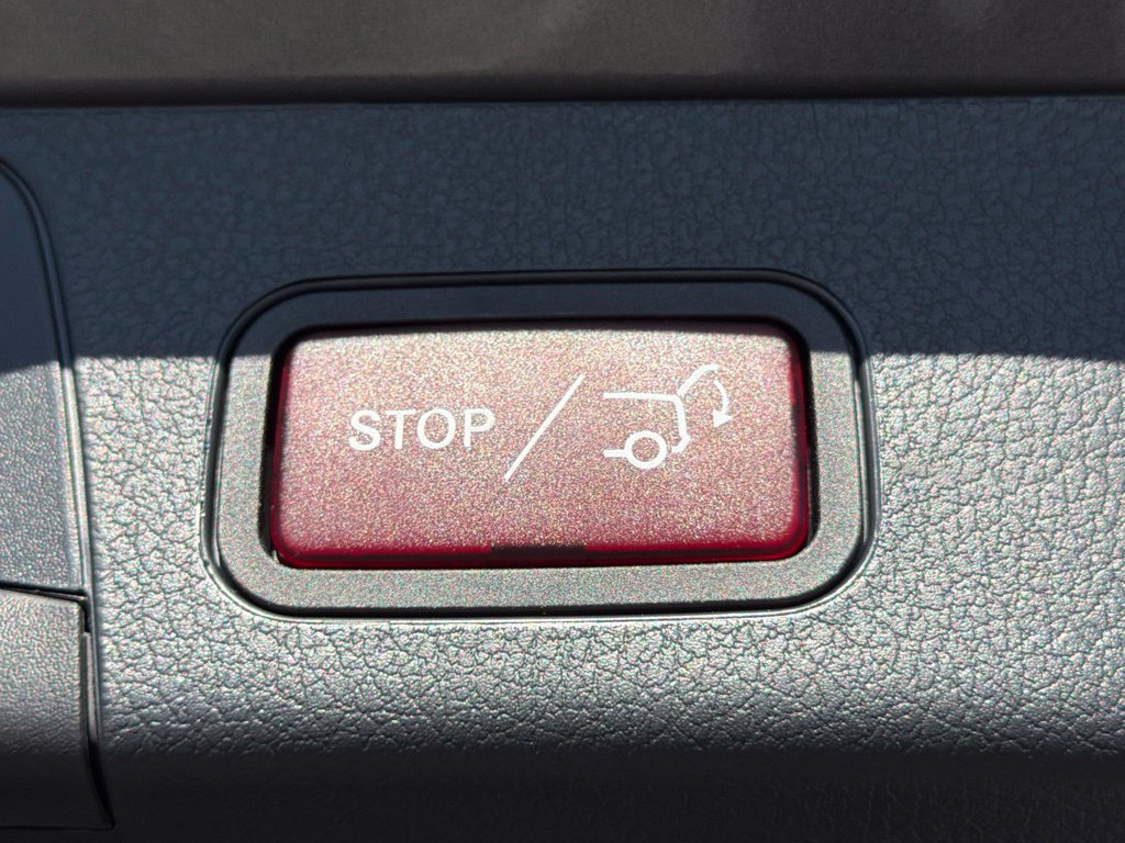 New 2026 Mercedes-Benz GLB 250 4MATIC image 16