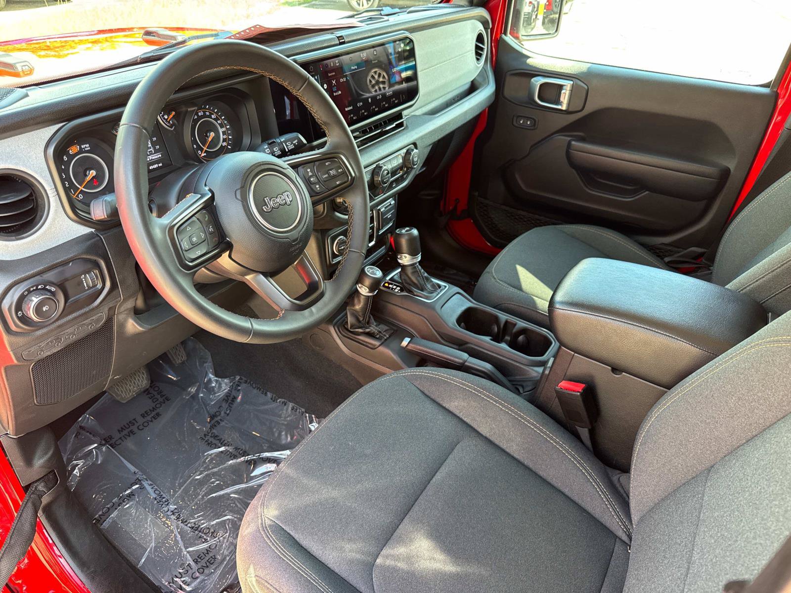Used 2024 Jeep Wrangler Unlimited Sport AWD/4WD image 21