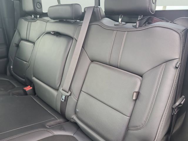 Used 2023 Chevrolet Silverado 2500 High Country w/ Z71 Off-Road Package image 12