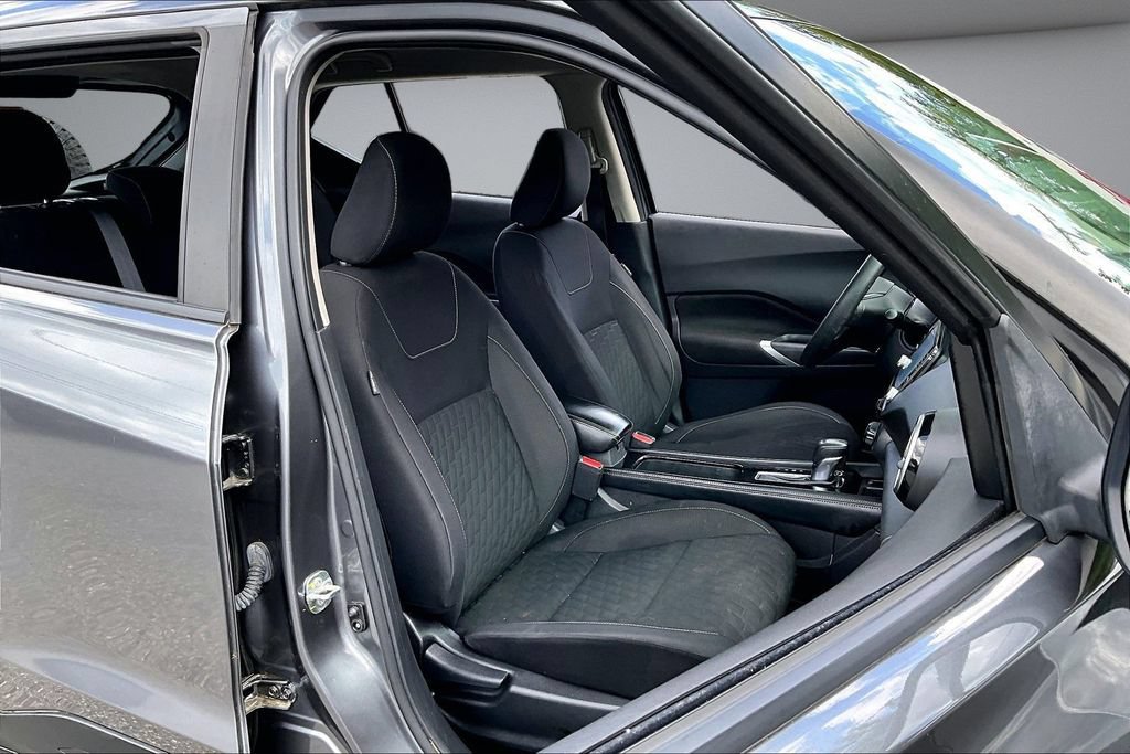 Used 2022 Nissan Kicks SV FWD image 29