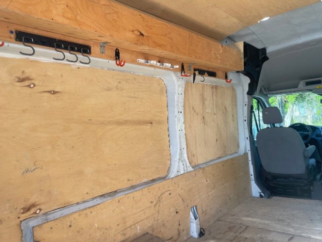 Used 2018 Ford Transit 350 XL w/ Exterior Upgrade Package image 18